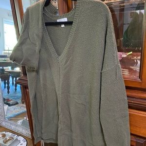 Green xxlarge sweater top